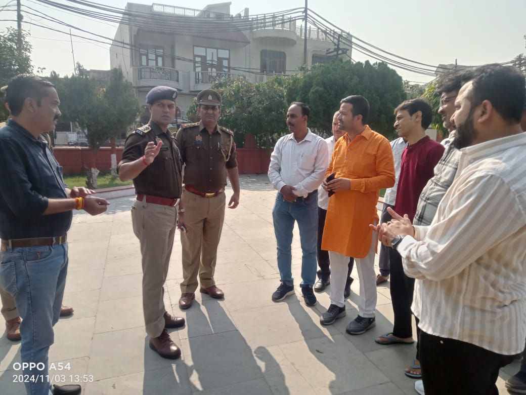 छठ घाट पर पुलिस ने लिया व्यवस्थाओं का जायजा